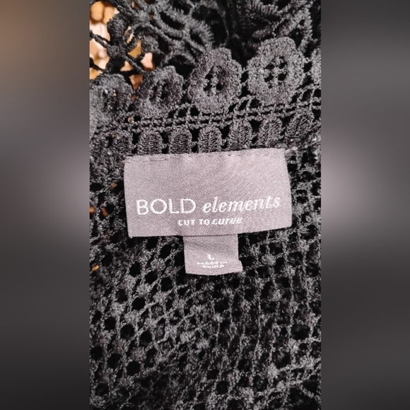 RETRO BLACK LACE TOP - Picture 2 of 8